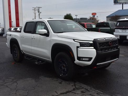 New 2026 Nissan Frontier PRO-4X w/ Pro-4x Convenience Package image 3