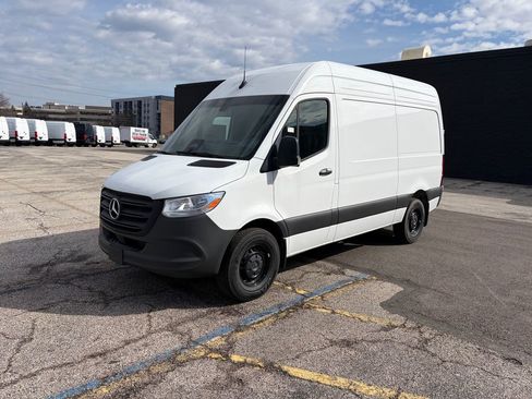 New 2025 Mercedes-Benz Sprinter 2500 image 1