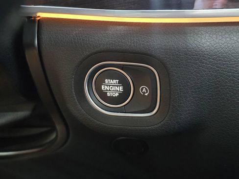Used 2022 Mercedes-Benz GLS 450 4MATIC image 20