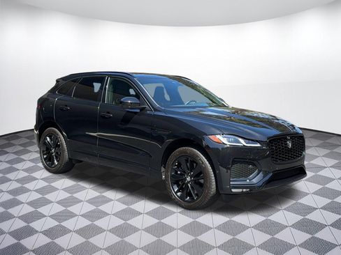 Used 2026 Jaguar F-PACE R-Dynamic S AWD/4WD image 7