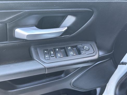 Used 2025 RAM 1500 Tradesman AWD/4WD image 12