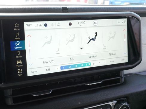 Used 2024 Jeep Wrangler Sport S image 22