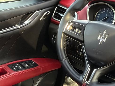 Used 2019 Maserati Ghibli S Q4 image 21