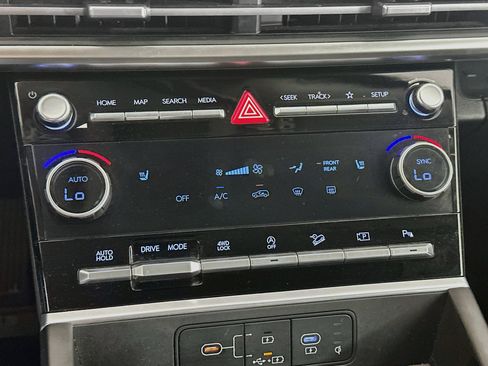 Used 2025 Hyundai Santa Fe SEL AWD/4WD image 23