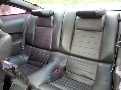 Used 2012 Ford Mustang GT Premium w/ Brembo Brake Pkg RWD image 8