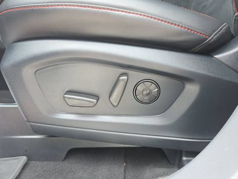 Used 2025 Ford Explorer ST AWD/4WD image 19