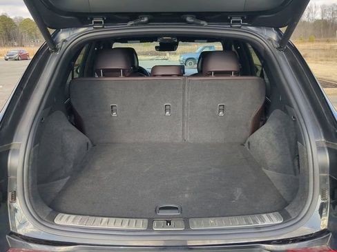 Used 2024 Genesis GV70 2.5T w/ Advanced Package image 12