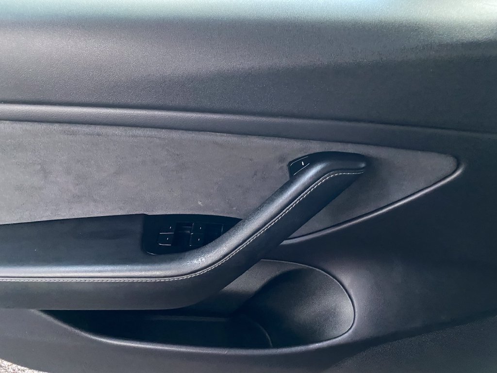 Used 2019 Tesla Model 3 Mid Range RWD image 12