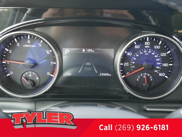 Used 2024 Kia Carnival EX FWD image 44