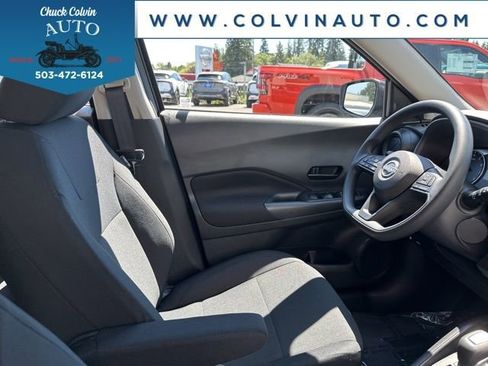 New 2025 Nissan Kicks Play S image 23