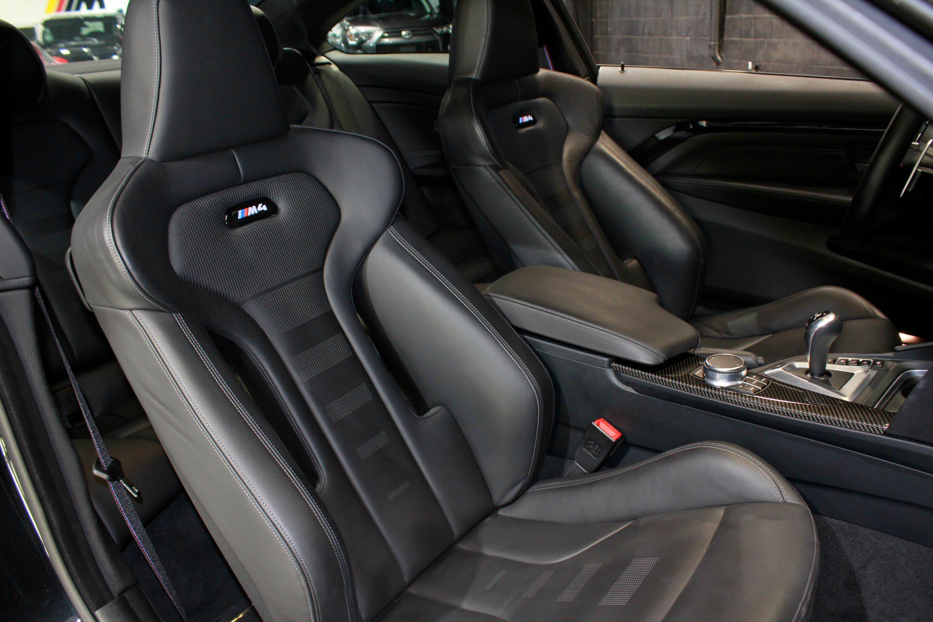 Used 2018 BMW M4 Coupe w/ Competition Package RWD image 48