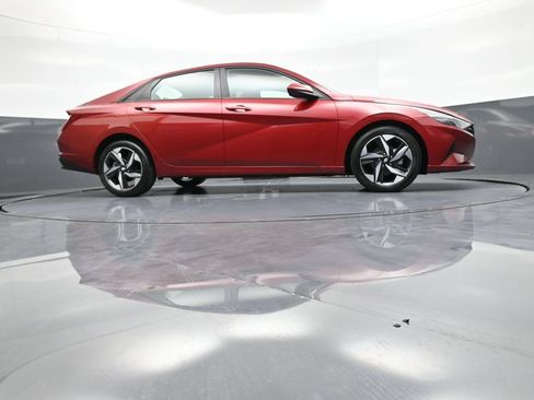 Certified 2023 Hyundai Elantra SEL w/ Convenience Package FWD image 26