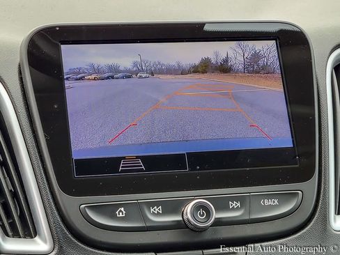 Used 2023 Chevrolet Malibu LS image 12