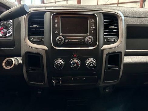 Used 2016 RAM 2500 Tradesman w/ Chrome Appearance Group AWD/4WD image 19