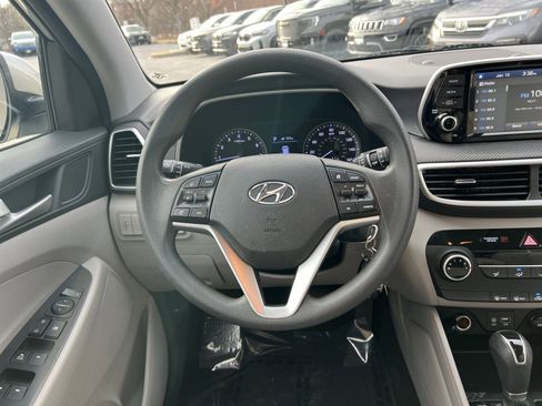 Used 2019 Hyundai Tucson SE image 15