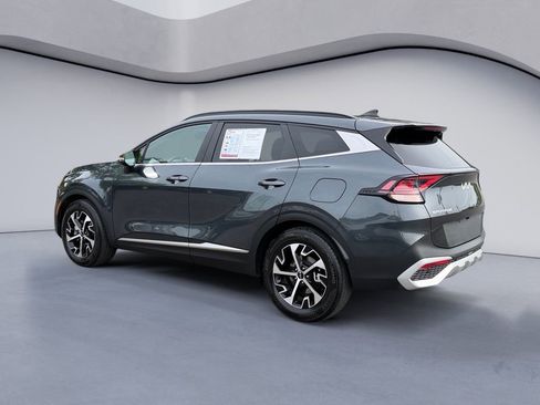 Used 2025 Kia Sportage EX w/ Premium Package FWD image 3