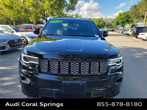 Used 2020 Jeep Grand Cherokee Altitude image 6
