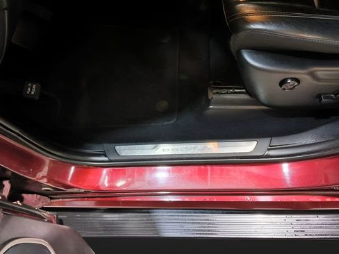 Used 2020 Dodge Durango R/T w/ Technology Group AWD/4WD image 11