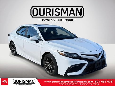 Certified 2023 Toyota Camry SE image 1