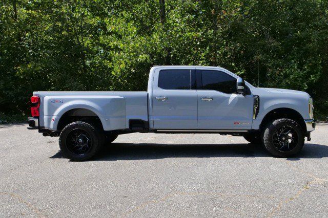 Used 2024 Ford F350 Lariat w/ Lariat Ultimate Package AWD/4WD image 67