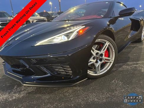 Used 2024 Chevrolet Corvette Stingray Premium Cpe w/ Z51 Performance Package image 2