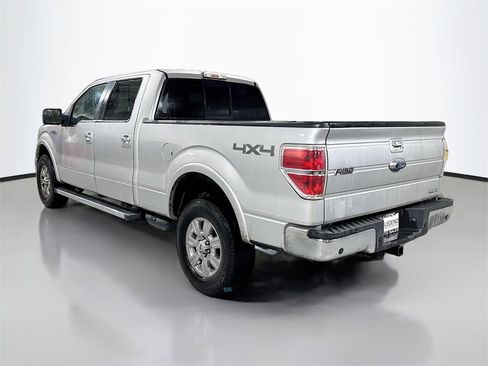 Used 2012 Ford F150 Lariat w/ Lariat Chrome Pkg image 9