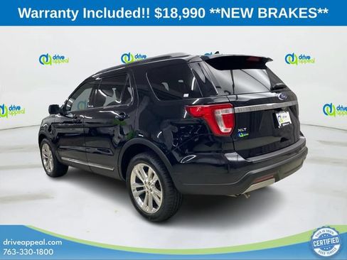 Used 2019 Ford Explorer XLT w/ Equipment Group 202A AWD/4WD image 8