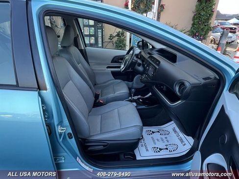 Used 2014 Toyota Prius C Four image 24