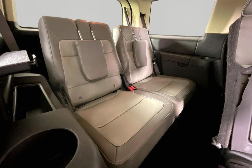 Used 2019 Ford Flex SEL w/ Equipment Group 202A FWD image 22