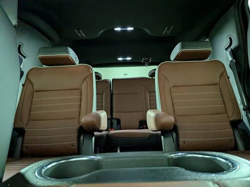 Certified 2023 GMC Yukon Denali Ultimate image 31