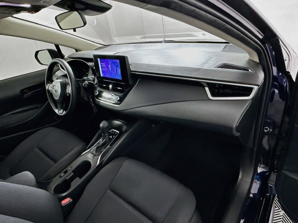 Used 2024 Toyota Corolla LE FWD image 27