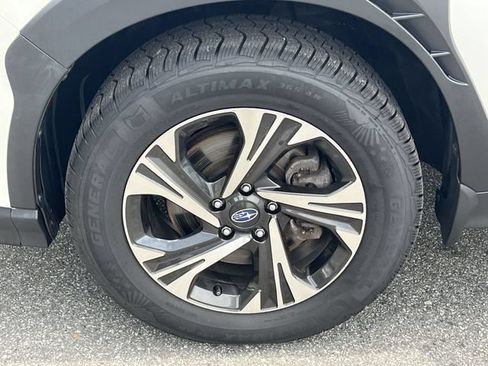 Certified 2024 Subaru Crosstrek 2.0i Premium AWD/4WD image 39