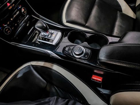 Used 2019 INFINITI QX30 Sport w/ Leather Package image 30