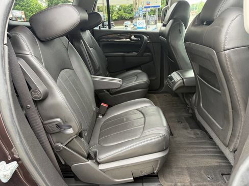 Used 2016 Buick Enclave Leather FWD image 9