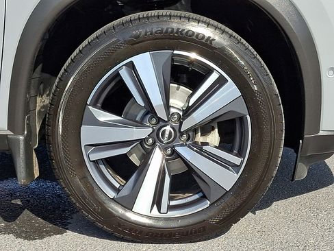 Certified 2023 Nissan Rogue SL w/ SL Premium Package AWD/4WD image 7