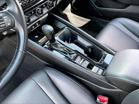 Used 2025 Honda Accord Sport image 15