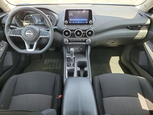 Used 2024 Nissan Sentra SV image 10