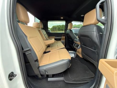 Used 2023 Ford F450 Lariat w/ Lariat Ultimate Package AWD/4WD image 10