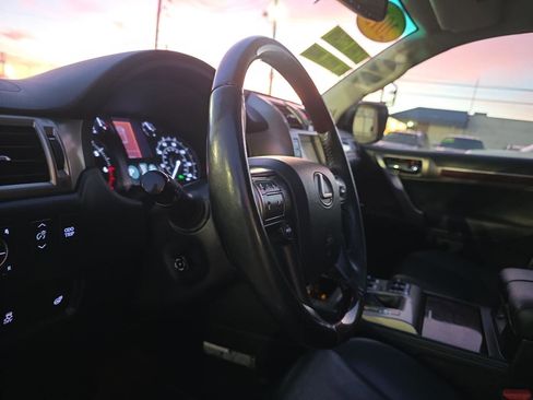 Used 2015 Lexus GX 460 Luxury image 12