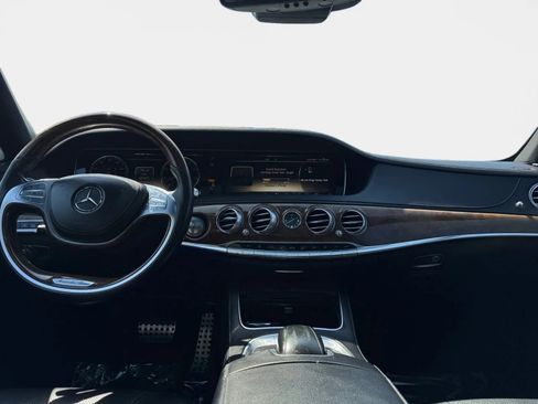 Used 2014 Mercedes-Benz S 550 Sedan image 15