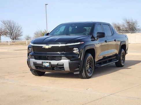 New 2026 Chevrolet Silverado EV LT image 5