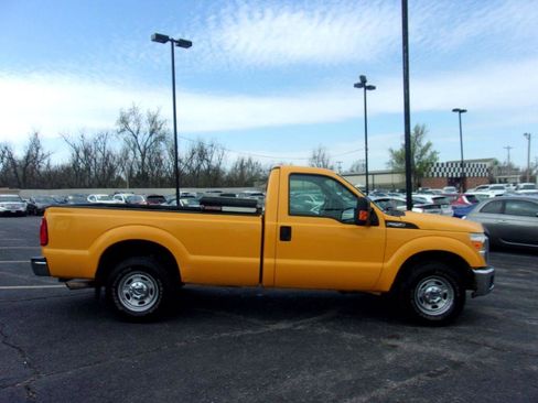 Used 2013 Ford F250 XL w/ PWR Equipment Group image 4