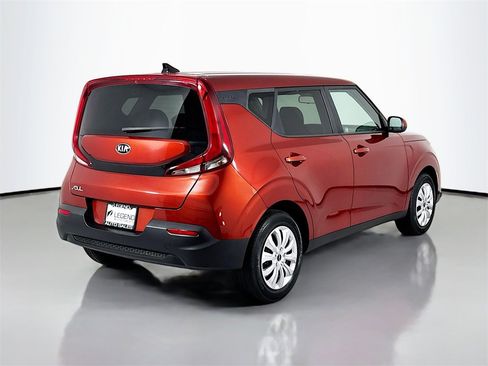 Used 2020 Kia Soul LX image 5
