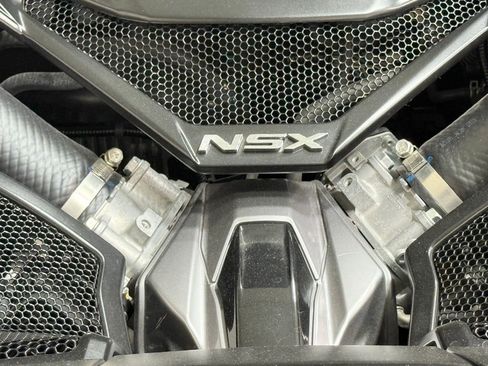 Used 2017 Acura NSX image 48