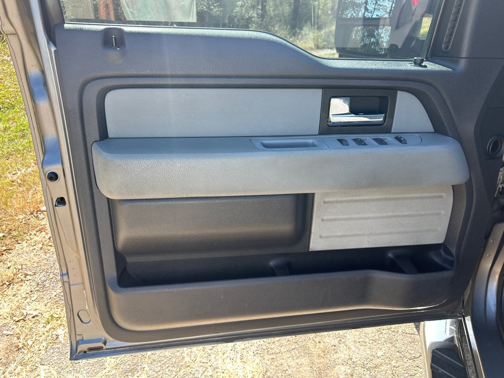 Used 2013 Ford F150 XLT w/ XLT Chrome Pkg AWD/4WD image 7