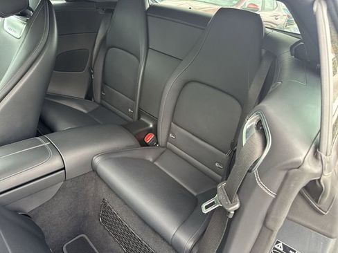Used 2022 Mercedes-Benz SL 63 AMG 4MATIC w/ Driver Assistance Package image 23