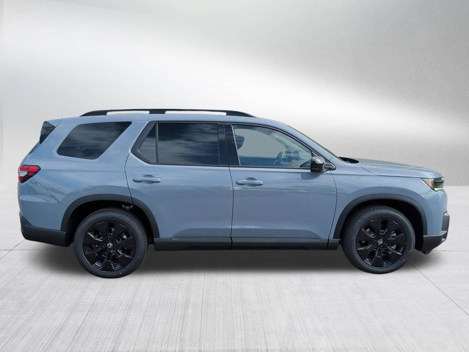 New 2026 Honda Pilot Black Edition image 8