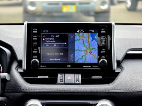 Used 2019 Toyota RAV4 Limited image 18