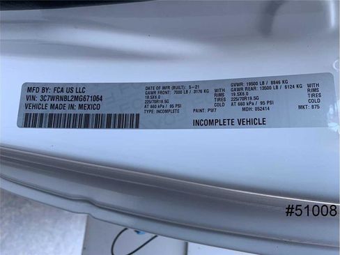 Used 2021 RAM 5500 Tradesman image 16