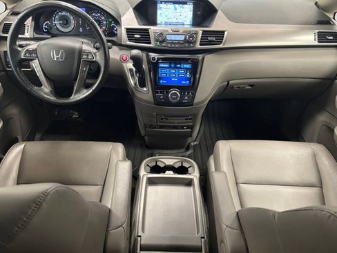 Used 2015 Honda Odyssey Touring image 14